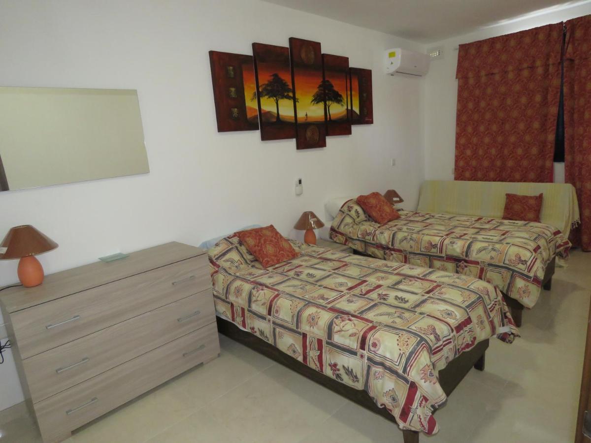 Aquamarine Sea Front Apartments - First Floor Marsaskala Buitenkant foto