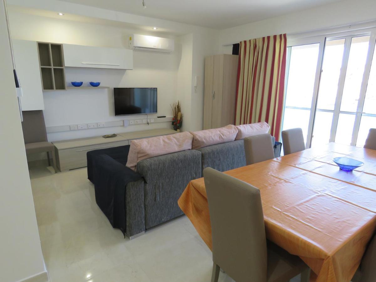 Aquamarine Sea Front Apartments - First Floor Marsaskala Buitenkant foto